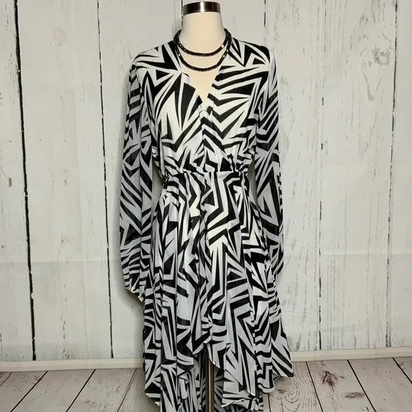 Kardashian Kollection - Picture 5 of 14